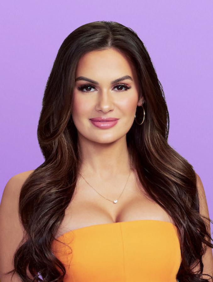 How Old Is Jessica Vestal From ‘Love Is Blind S06’: Husband, Age, Wiki, Height, Weight, Bio